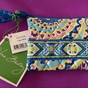 SOLD ✅ Vera Bradley coin purse